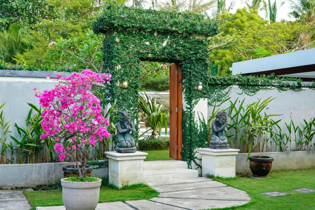 Kimana Villa Manggis  ภายนอก รูปภาพ
